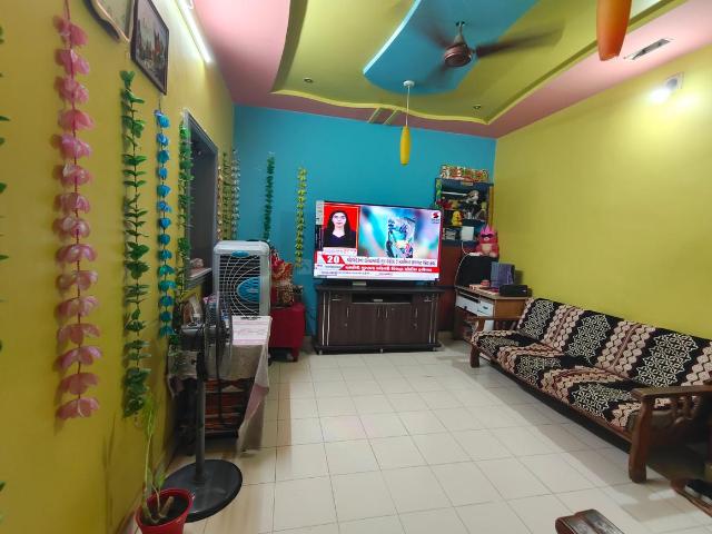 Flat for sale in Dalal Colony, Ahmedabad