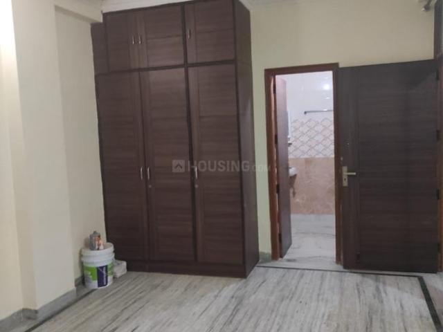Flat for rent in Deri