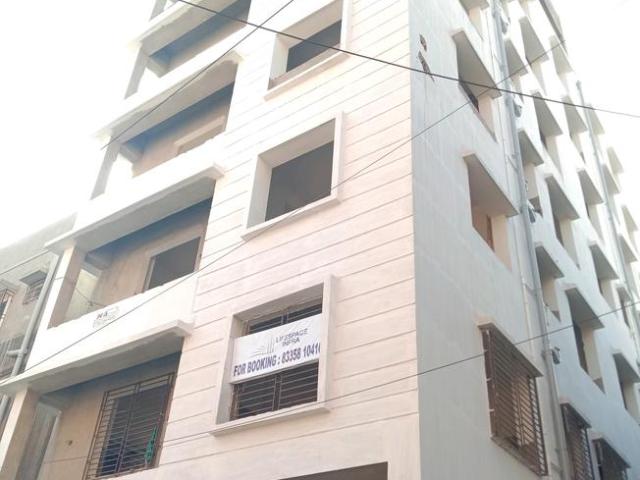 Flat for sale in Bangur, South Dumdum