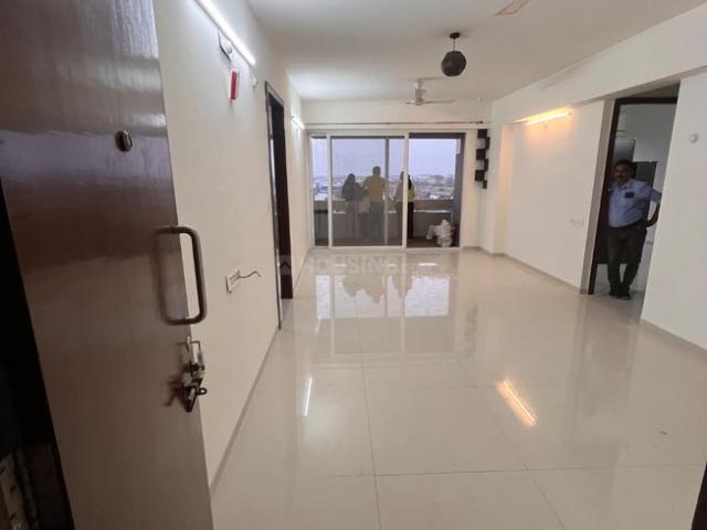 Flat for rent in Madya