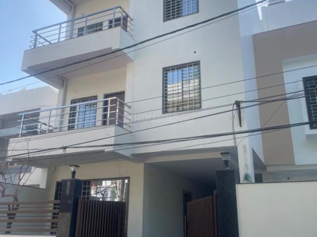Flat for rent in Madya