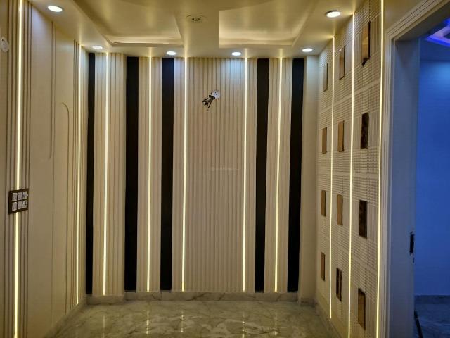 Flat for sale in South West Delhi, Deri