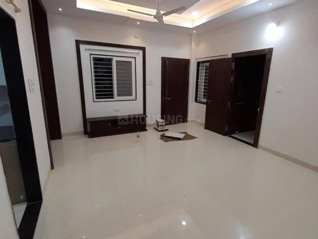 Flat for rent in Madya