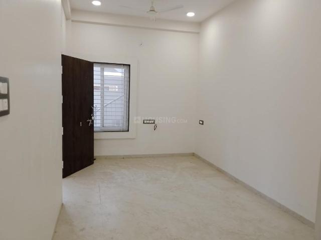 Flat for rent in Madya