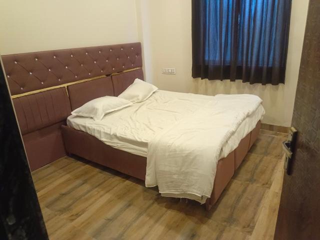 Flat for rent in Madya