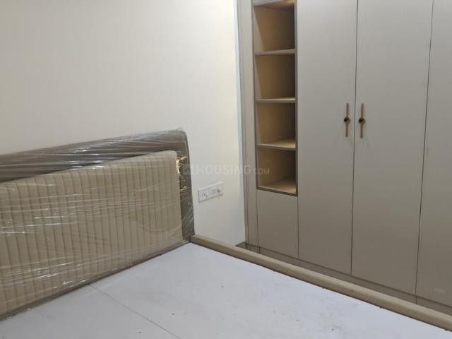 Flat for sale in Madya