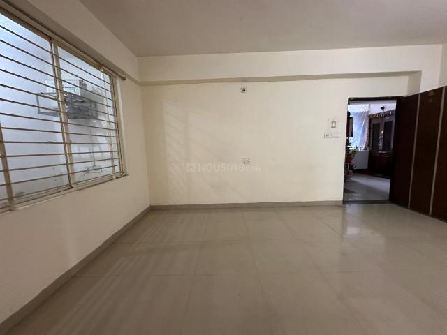 Flat for sale in Madya