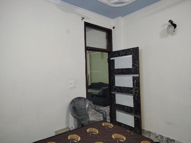 Flat for rent in South Delhi, Deri