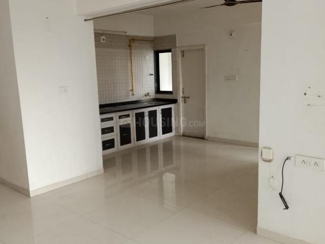 Flat for rent in Sarkhej, Gujarat