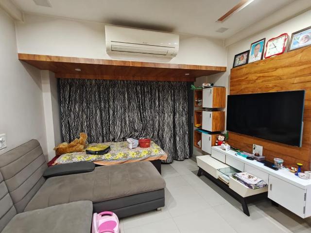 Flat for rent in Makarba, Sarkhej