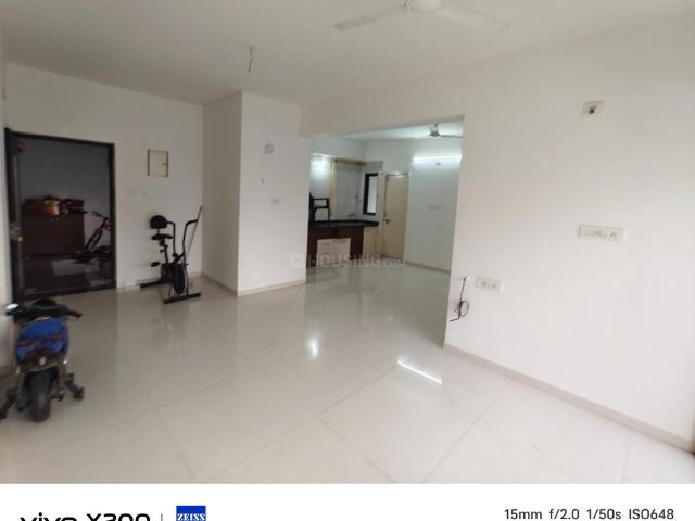 Flat for rent in Sarkhej, Gujarat