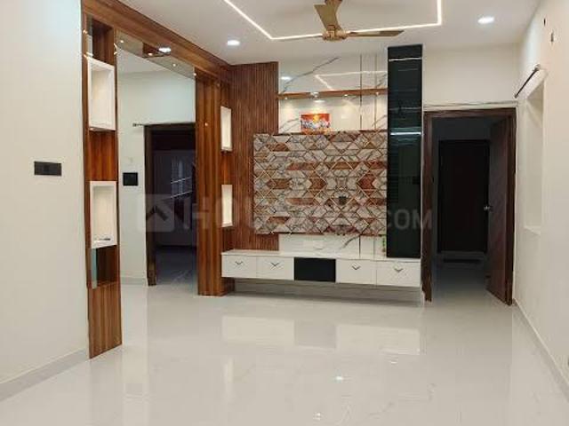 Flat for rent in Sarkhej, Gujarat