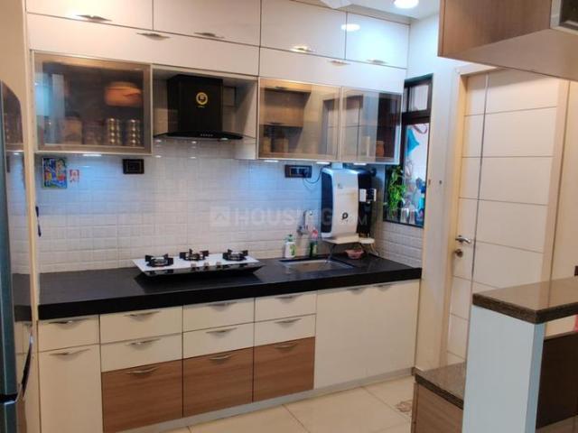 Flat for rent in Sarkhej, Gujarat