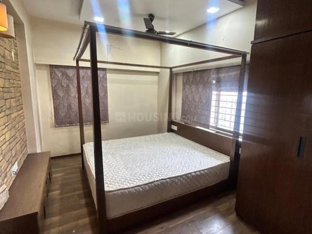 Flat for sale in Sarkhej, Gujarat