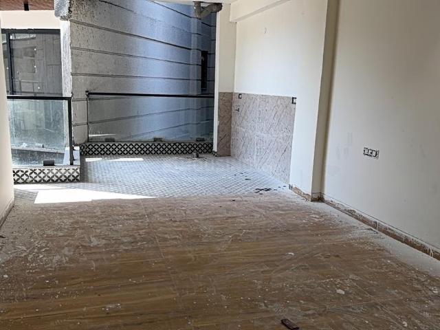 Flat for sale in South Delhi, Deri