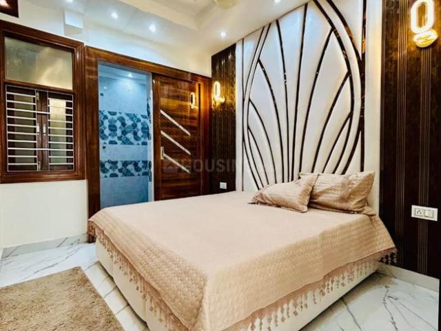 Flat for rent in Sainik Nagar, Delhi