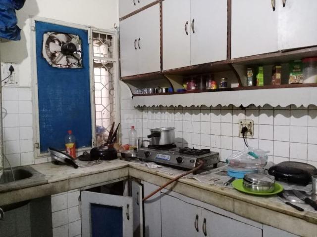Flat for sale in East Delhi, Deri