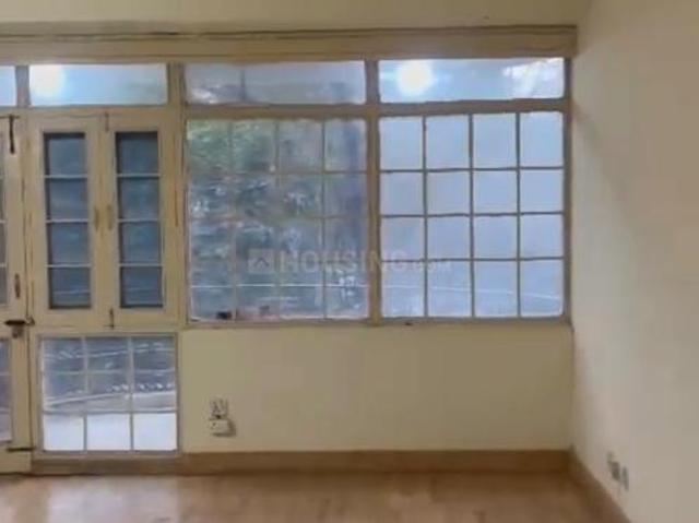 Flat for rent in East Delhi, Deri