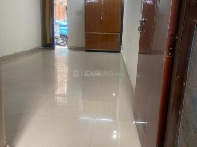 Flat for sale in East Delhi, Deri