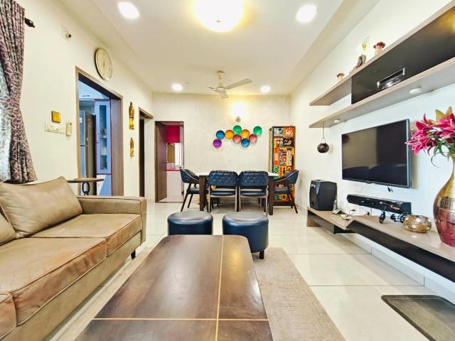 Flat for sale in Naranpura - Ahmedabad, Gujarat
