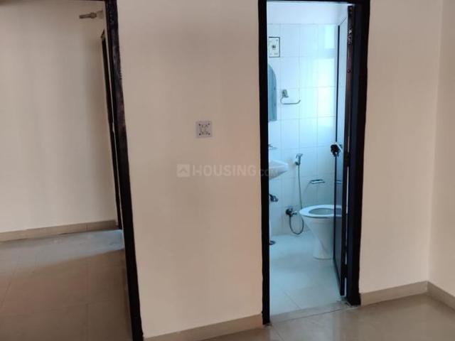 Flat for sale in North Delhi, Deri