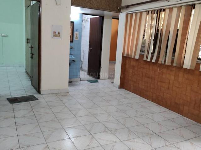 Flat for rent in Deri