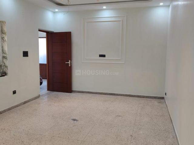 Flat for rent in Deri