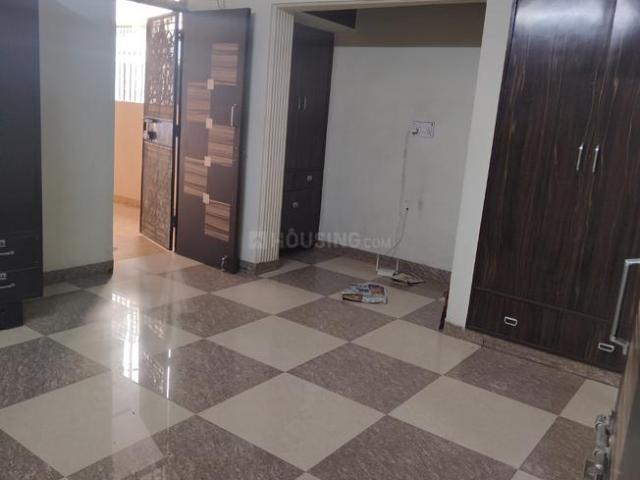 Flat for rent in Deri