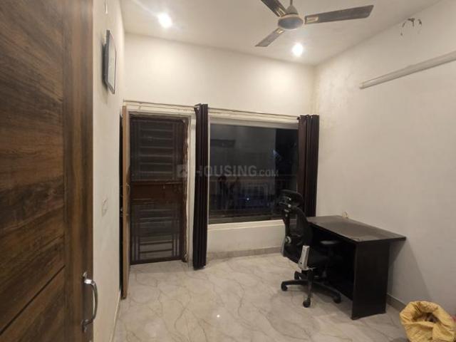 Flat for rent in Deri