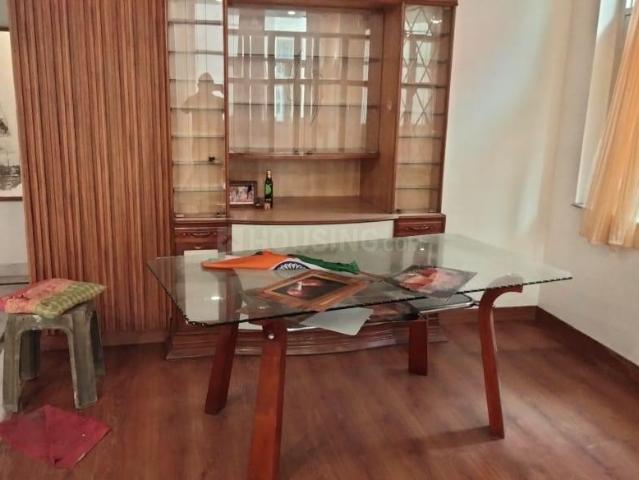 Flat for rent in Deri