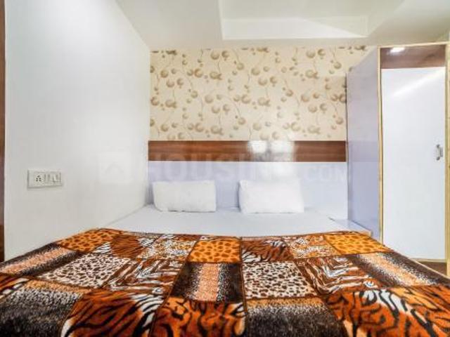 Flat for sale in West Delhi, Deri
