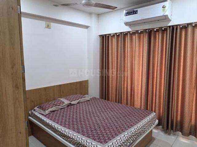 Flat for rent in Naranpura, Navrangpura