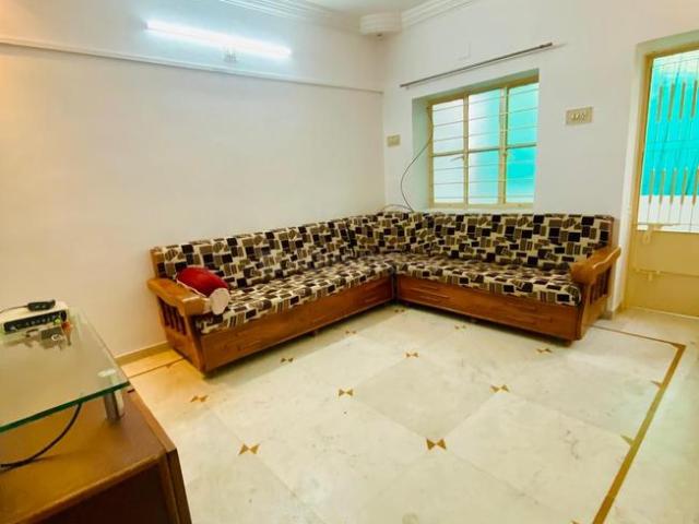 Flat for rent in Ahmadabad, Gujarat