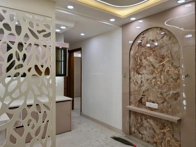 Flat for sale in West Delhi, Deri