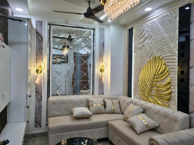 Flat for sale in West Delhi, Deri