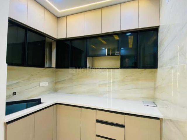 Flat for sale in West Delhi, Deri