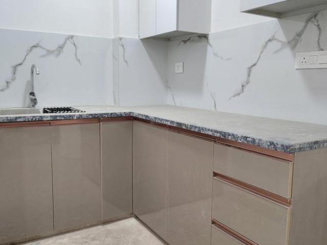 Flat for sale in South Delhi, Deri