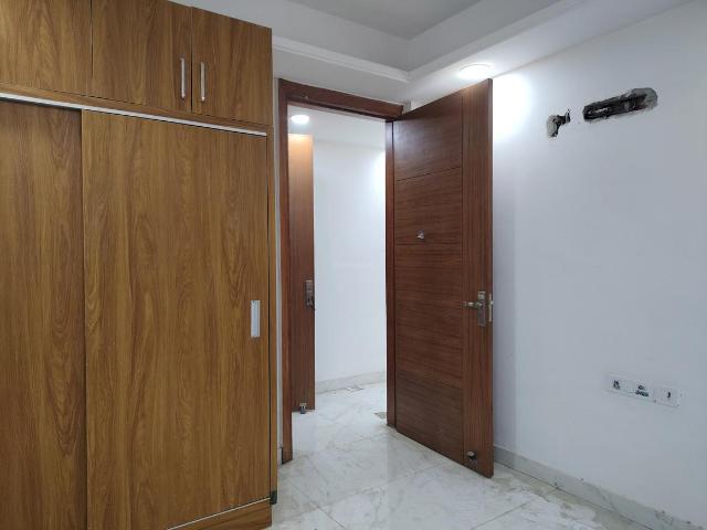 Flat for sale in South Delhi, Deri