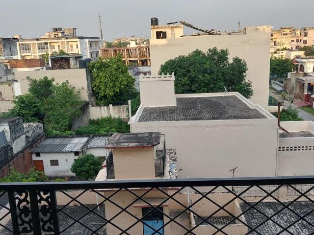 Flat for rent in Aligarh, Arunachal Pradesh