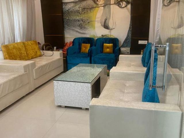 Flat for rent in Madya