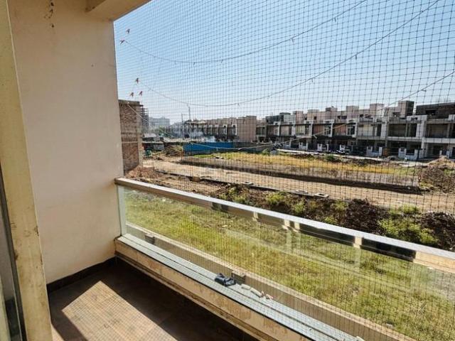 Flat for rent in Madya