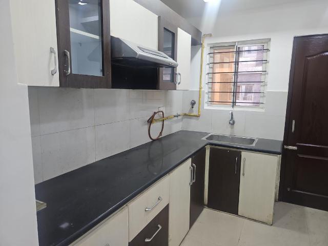 Flat for rent in Madya