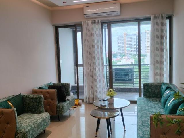 Flat for rent in Madya