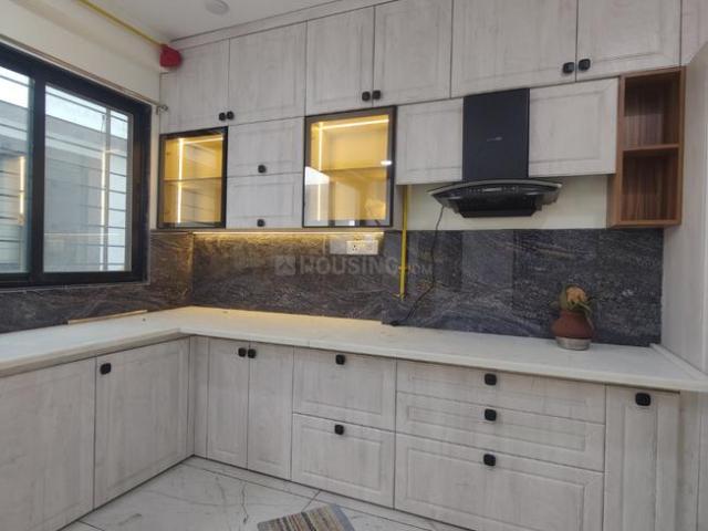 Flat for rent in Madya