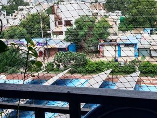 Flat for rent in Madya