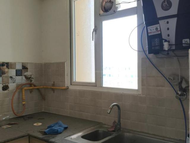 Flat for rent in Noida