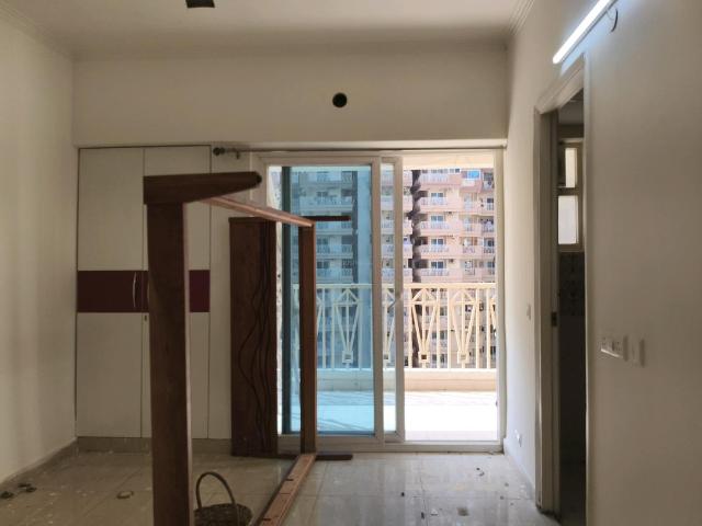 Flat for rent in Gaur City, Gautam Buddha Nagar