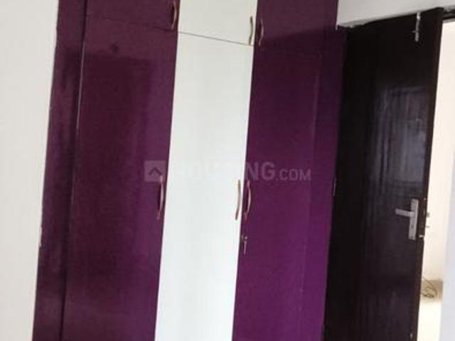 Flat for rent in Amrapali Dream Valley, Gautam Buddha Nagar
