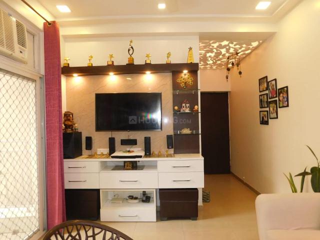 Flat for rent in Mahagun Mywoods, Gautam Buddha Nagar