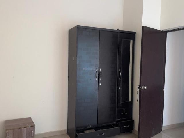 Flat for rent in Mahagun Mywoods, Gautam Buddha Nagar
